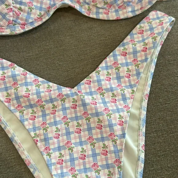 NWT Frankie’s Bikini Set - Picture 3 of 8